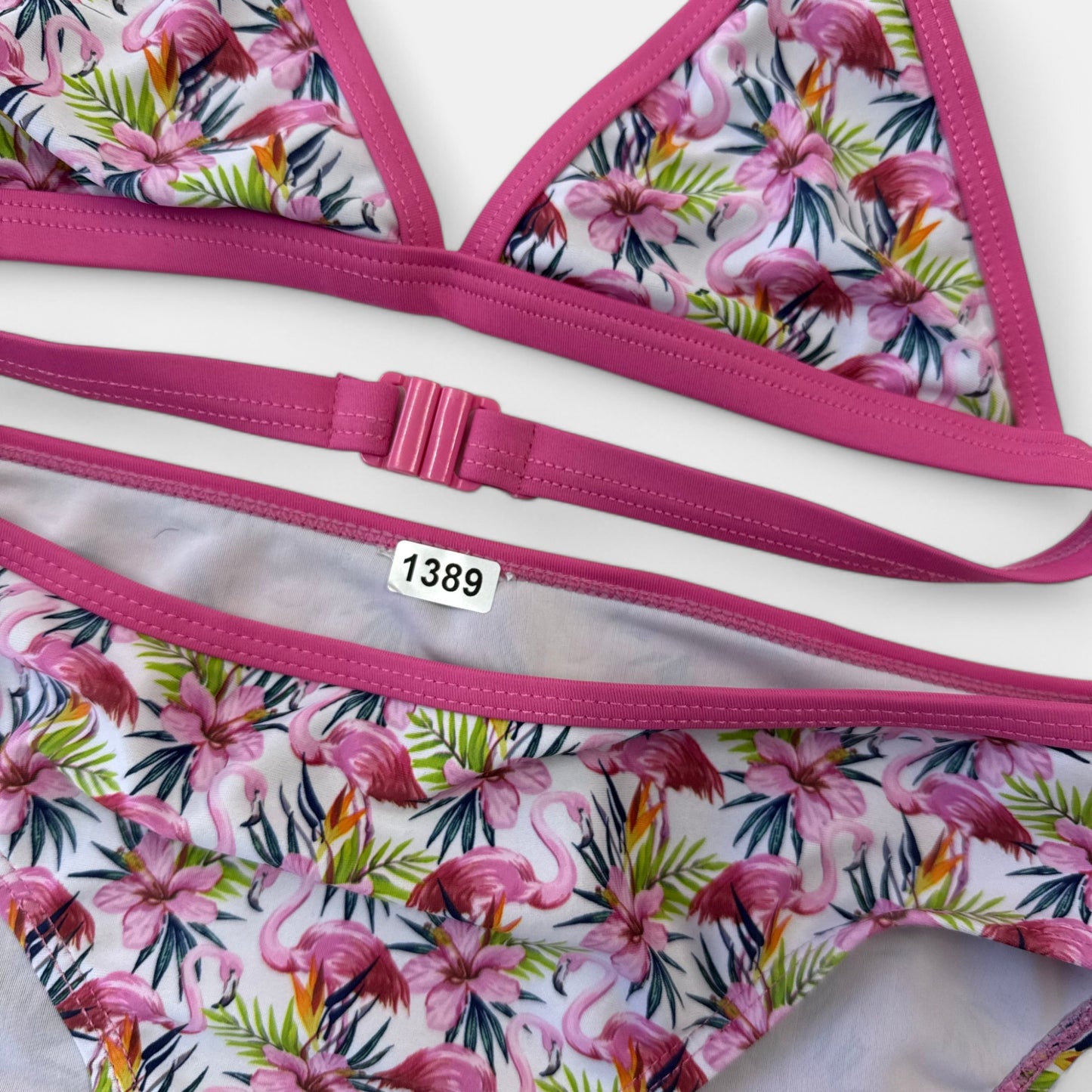 Maillot de bain flamant rose : 10 ans