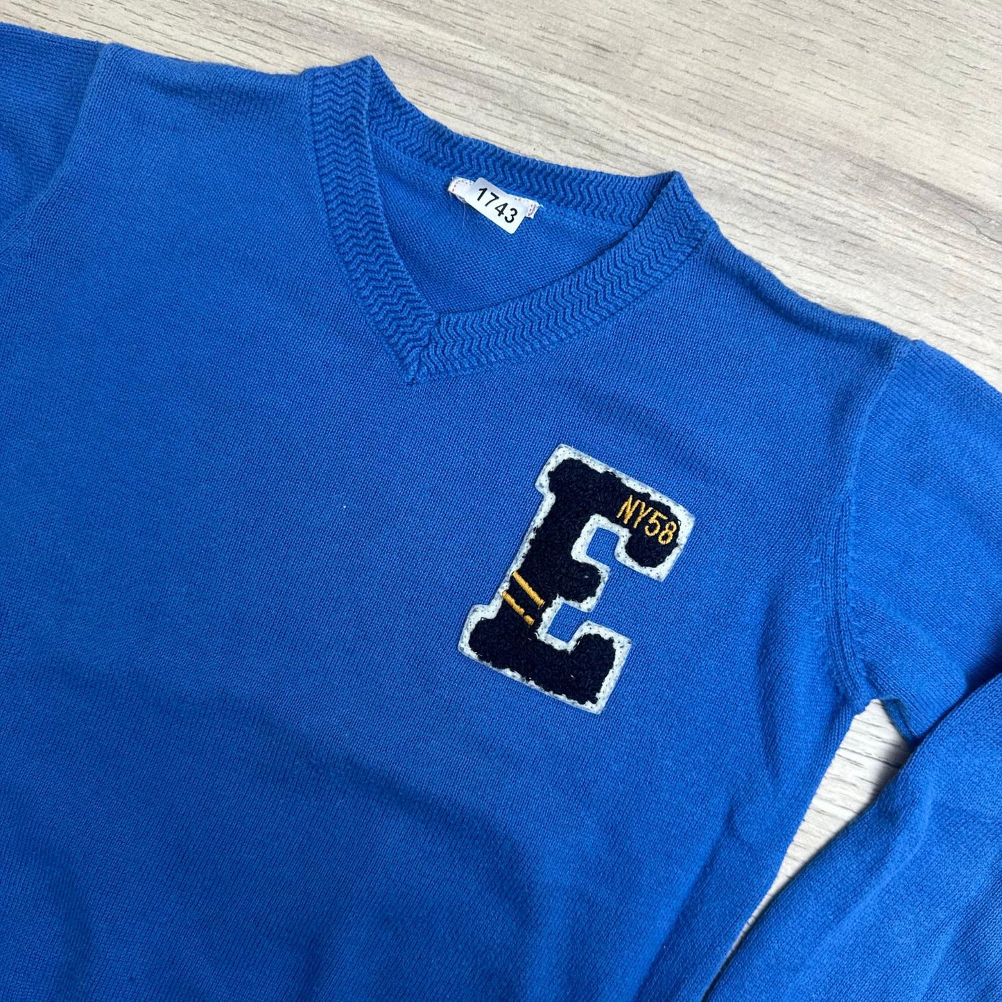 Pull Tape à l'oeil : 6 ans