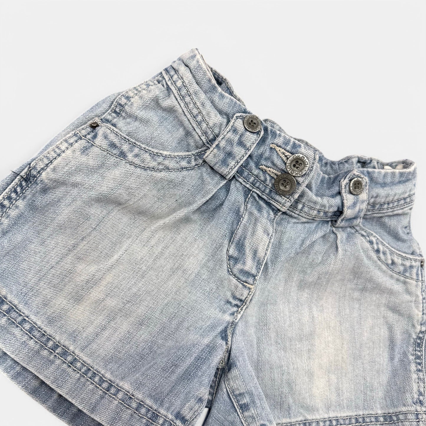 Short Okaïdi : 6 ans