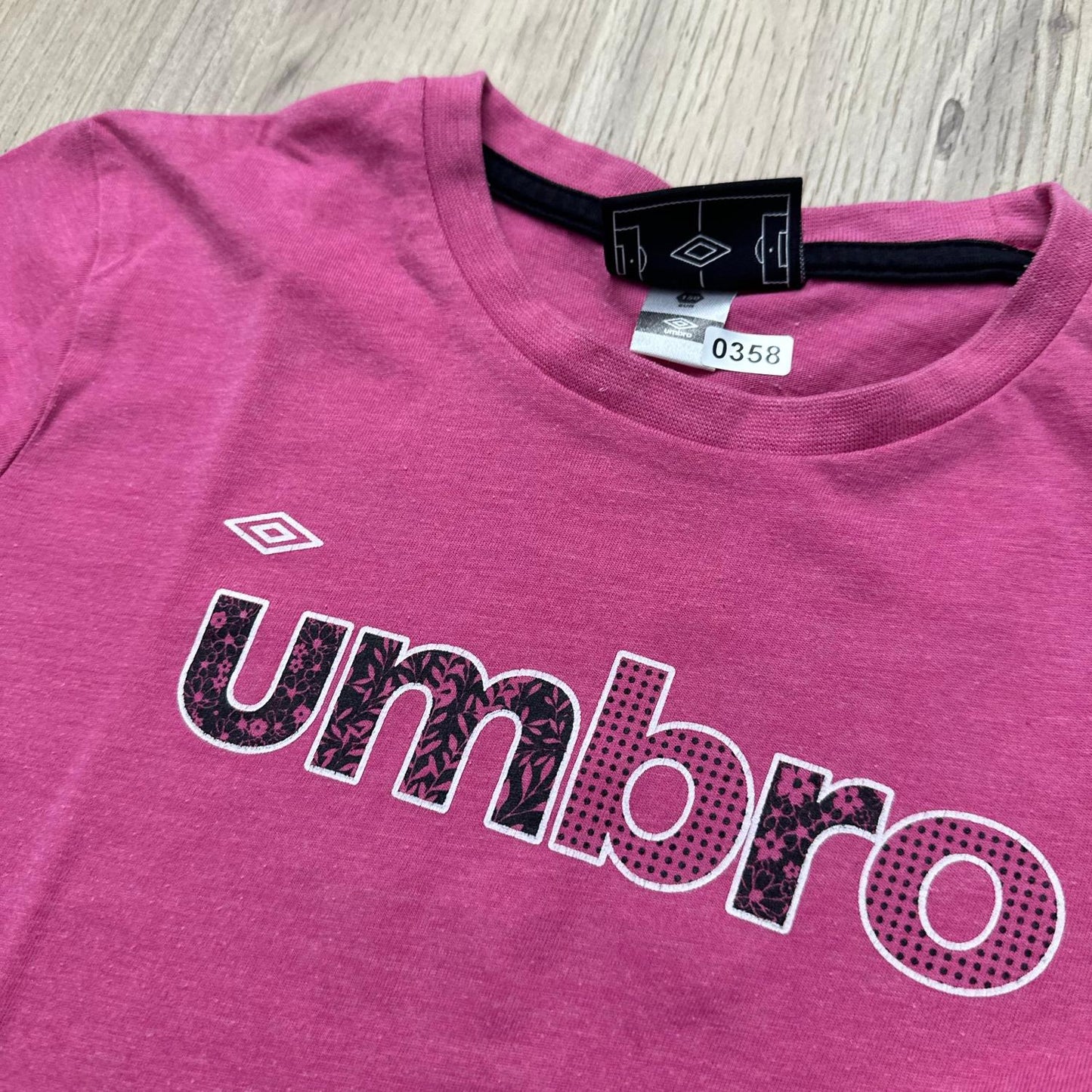 T-Shirt. Umbro : 12 ans