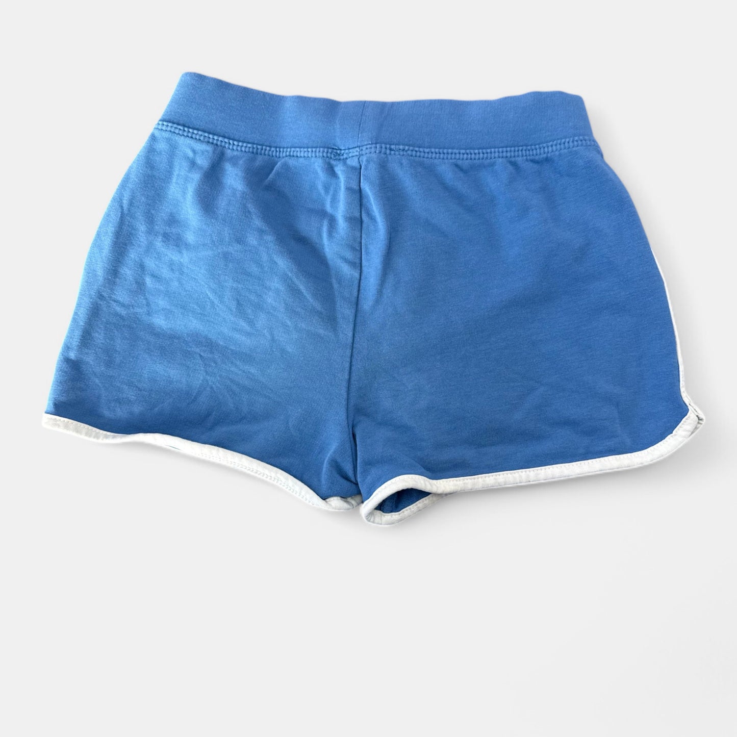 Short Okaïdi : 7 ans