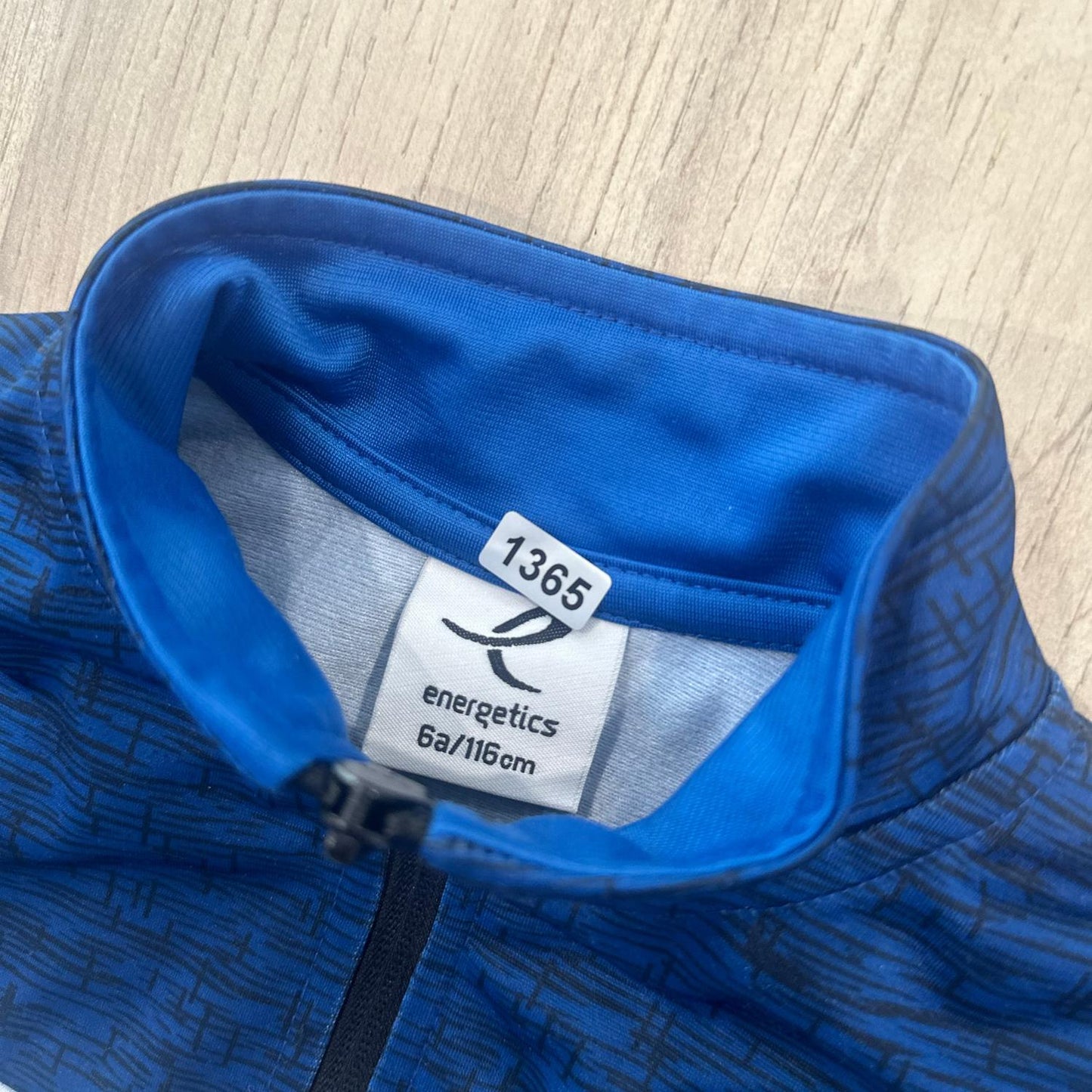 Veste de sport energetics : 6 ans