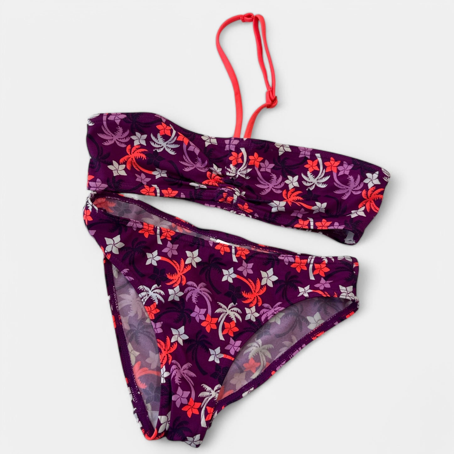 Maillot de bain : 8 ans