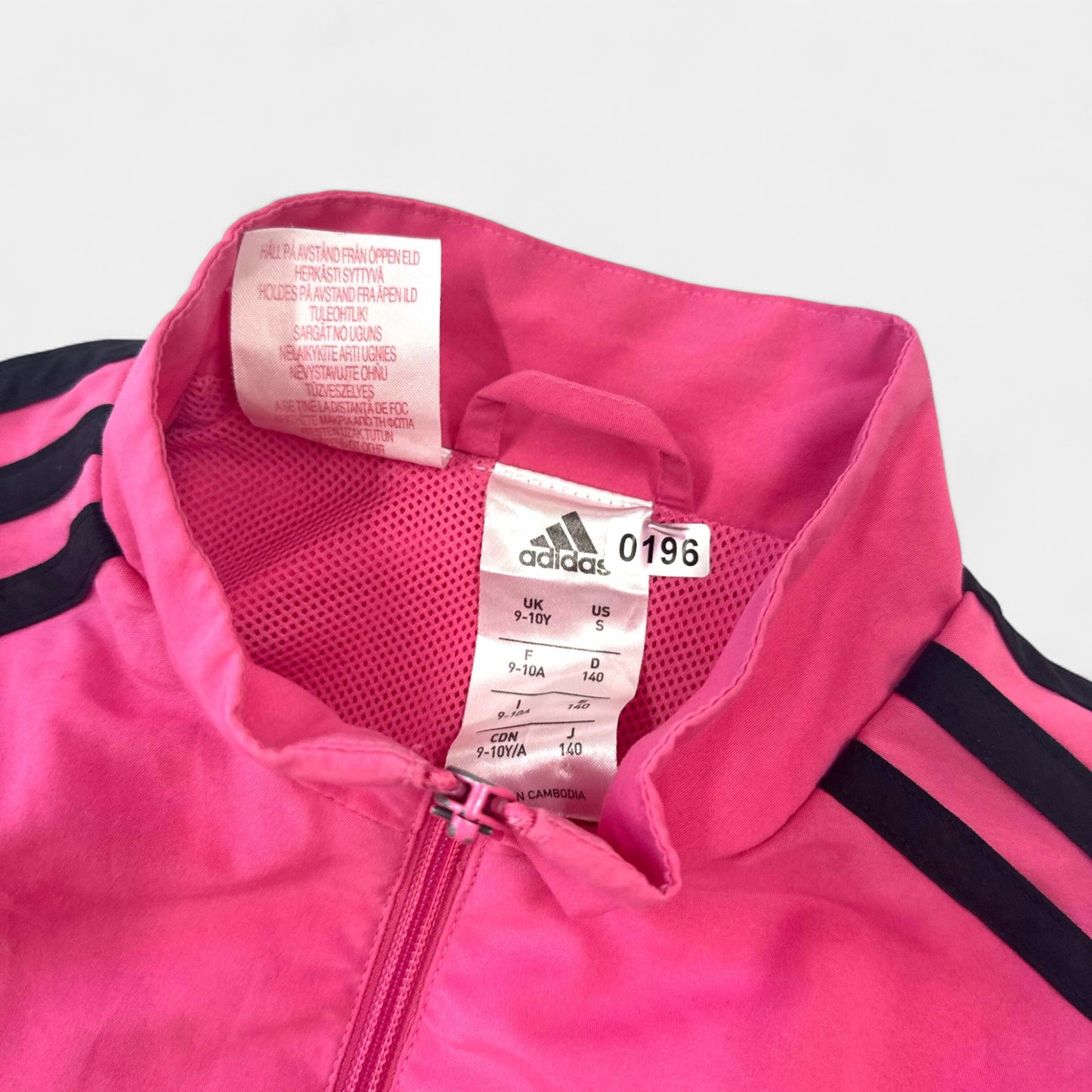 Tenue de sport Adidas : 10 ans