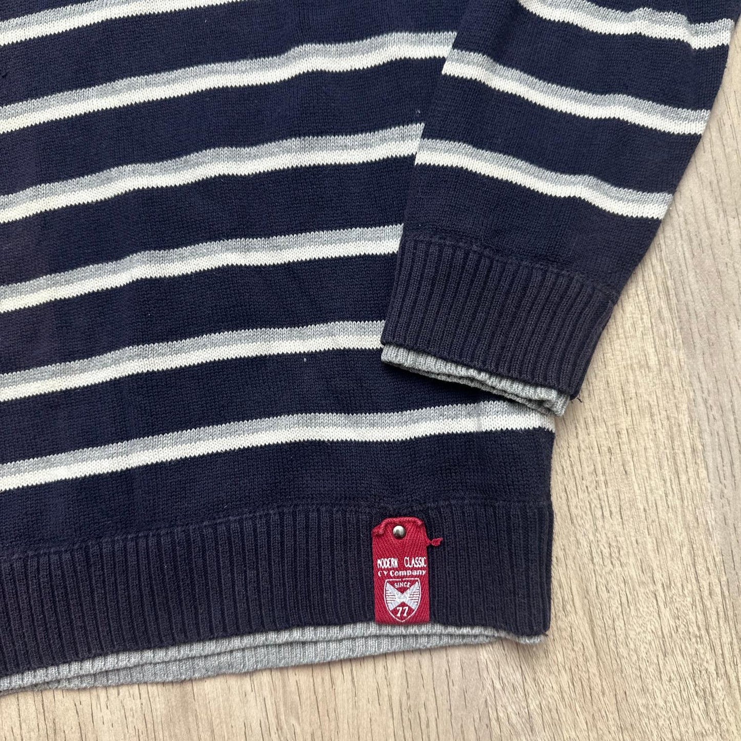 Pull Cyrillus : 14 ans