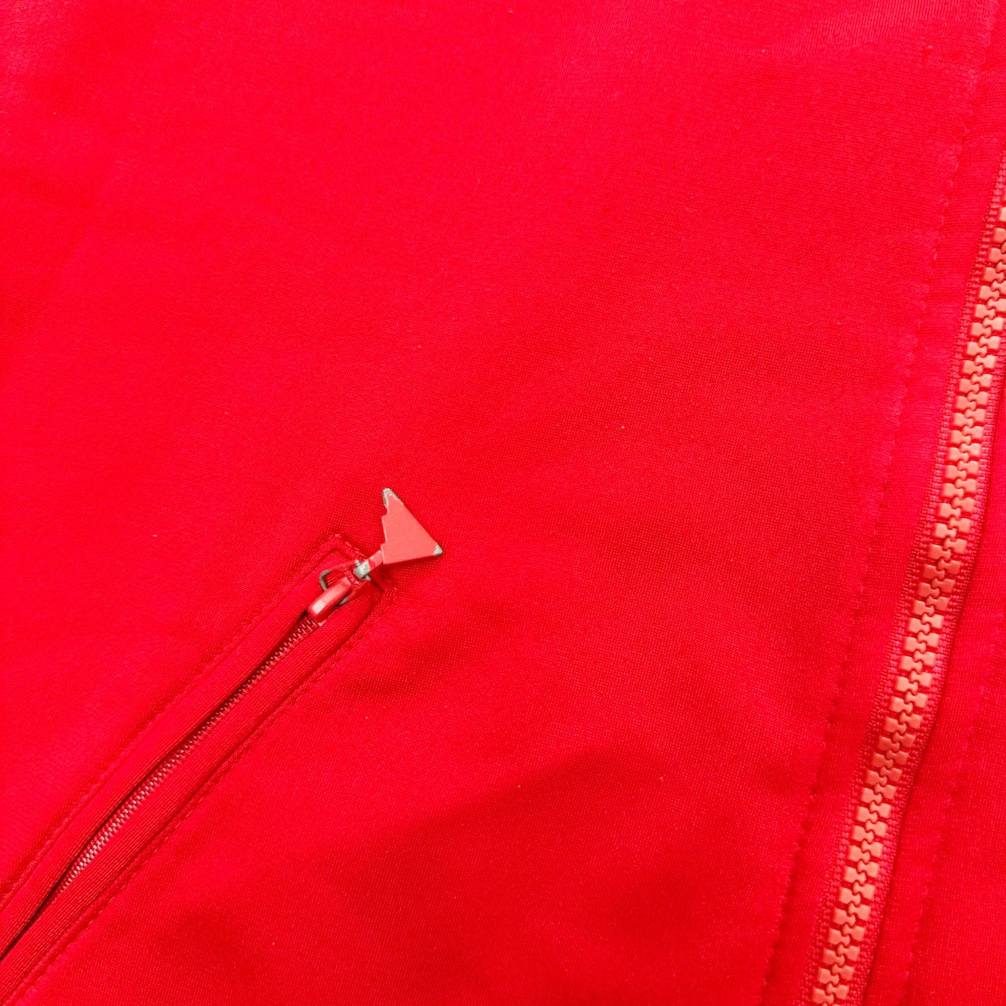 Gilet Adidas : 12 ans