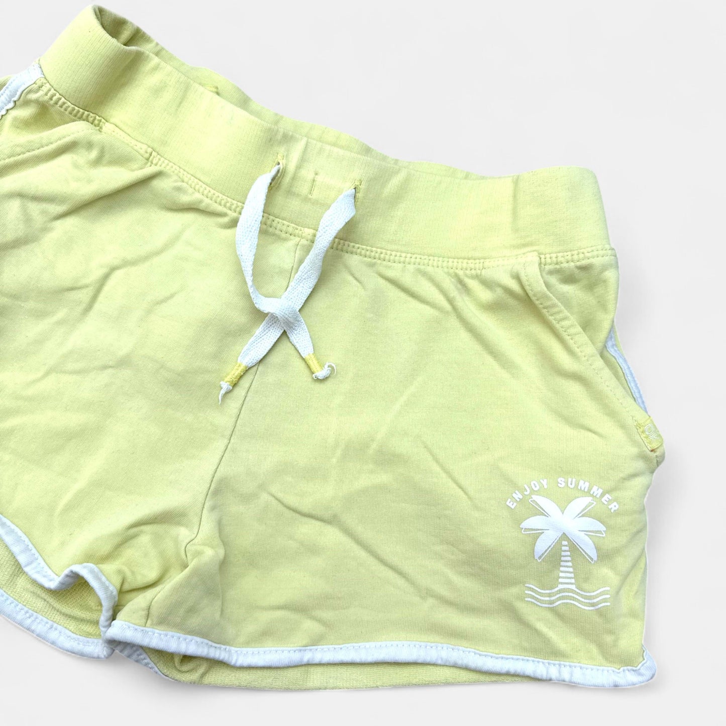 Short Okaïdi : 9 ans