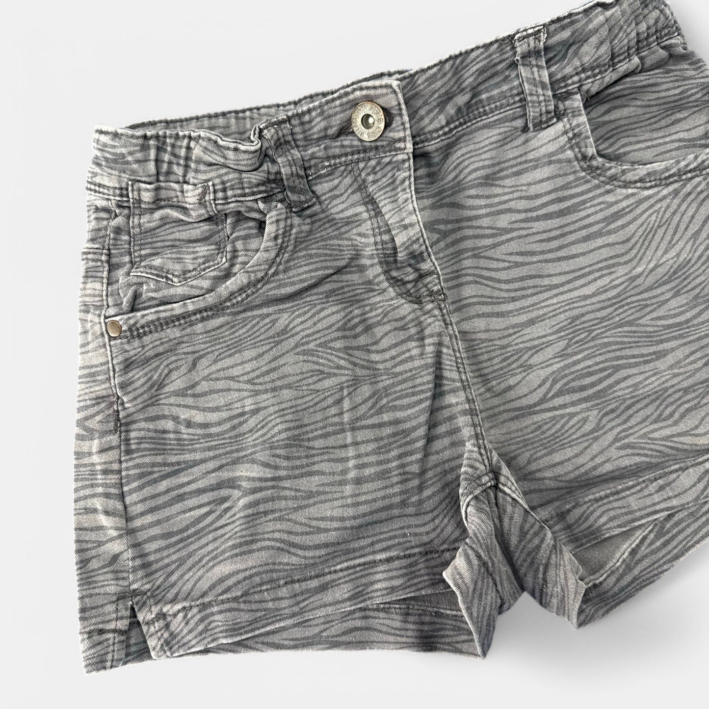 Short Bilook : 12 ans