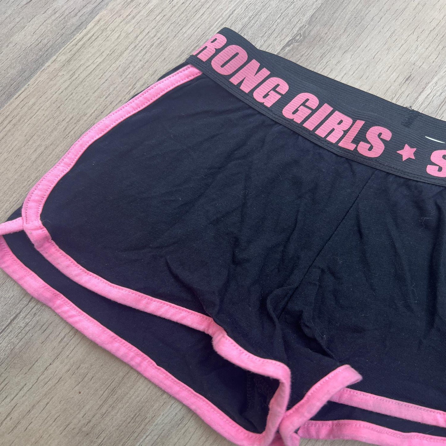 Short C&A : 7 ans