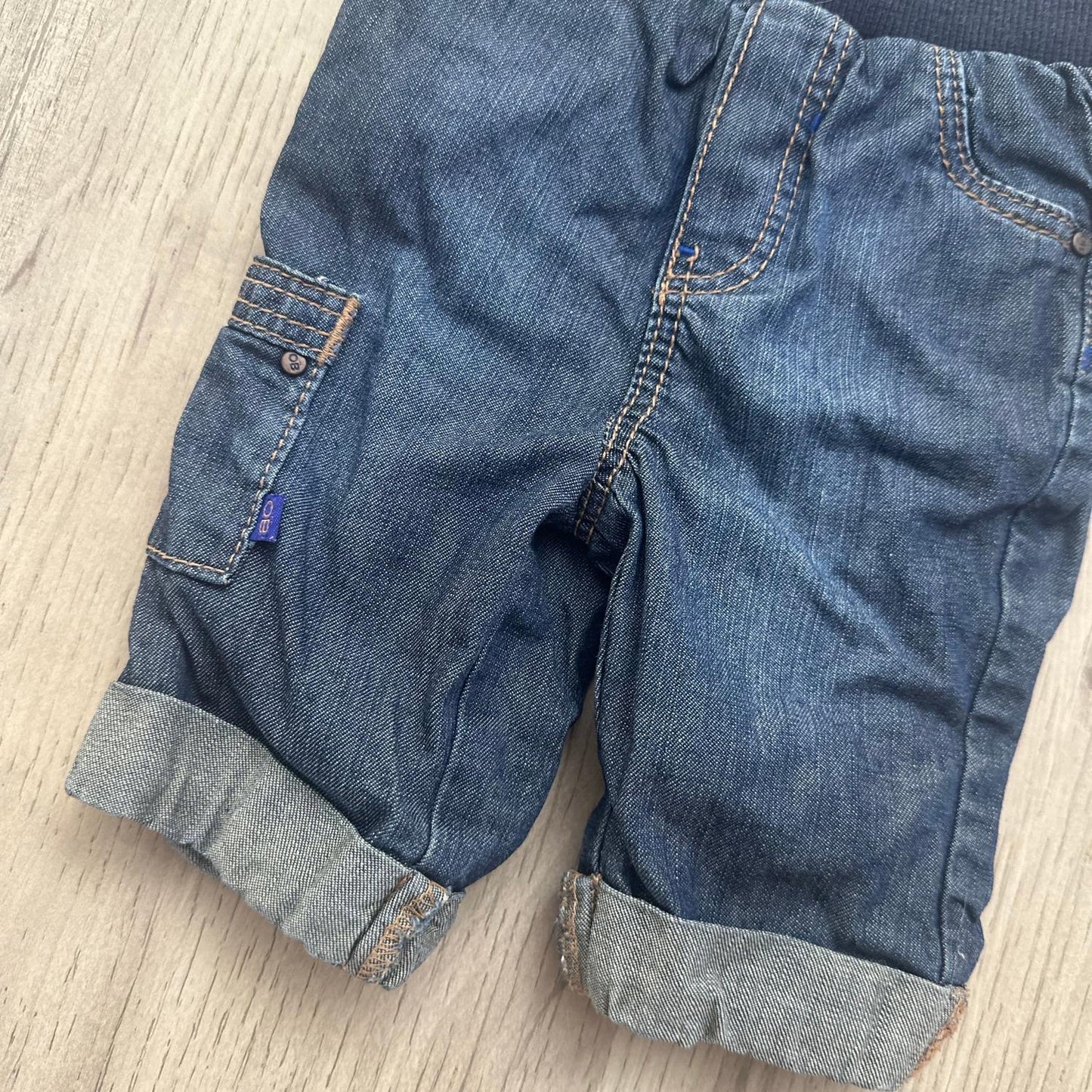 Pantalon Okaïdi : 1 mois