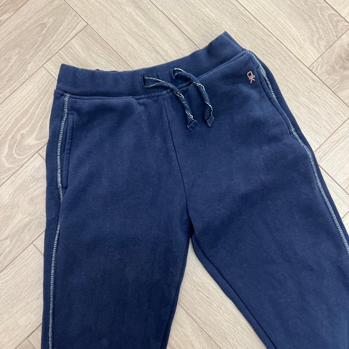Pantalon sport Okaïdi : 7 ans