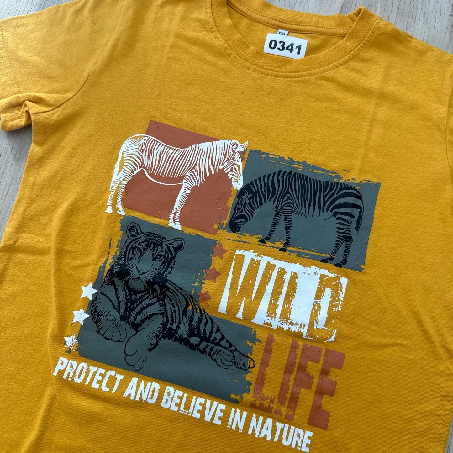 T-Shirt wild life : 12 ans