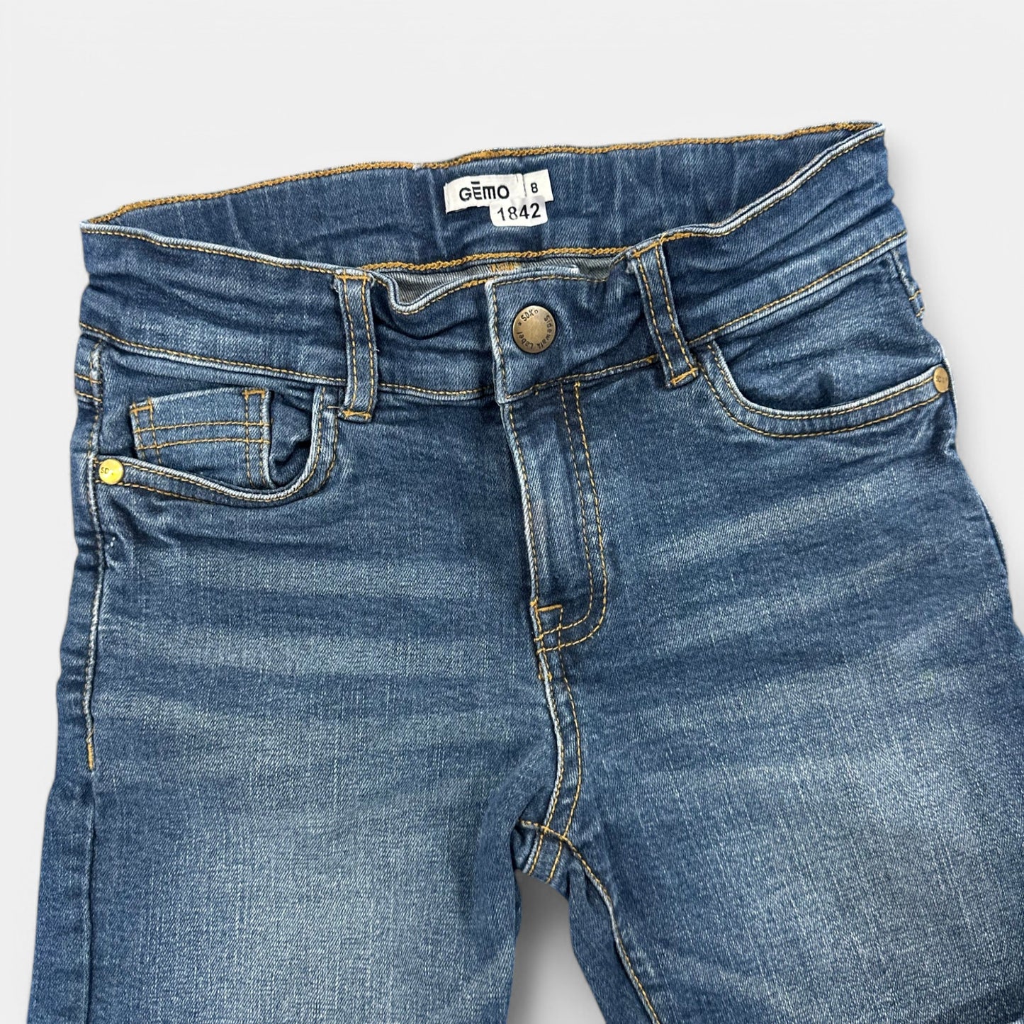 Short Gémo : 8 ans
