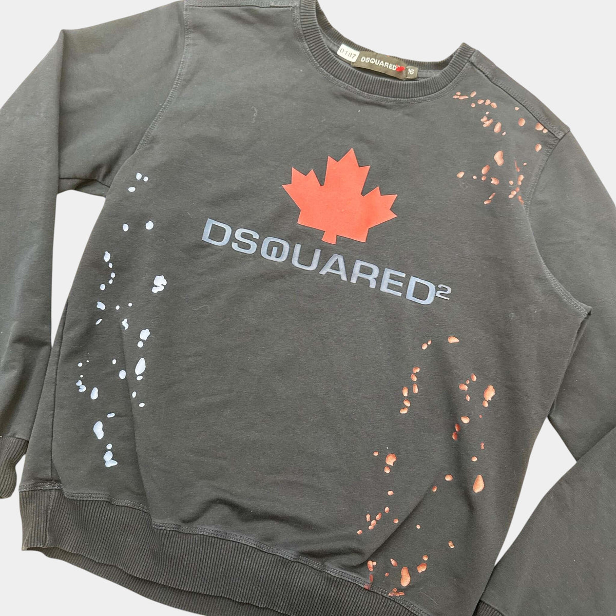Pull Dsquared : 16 ans