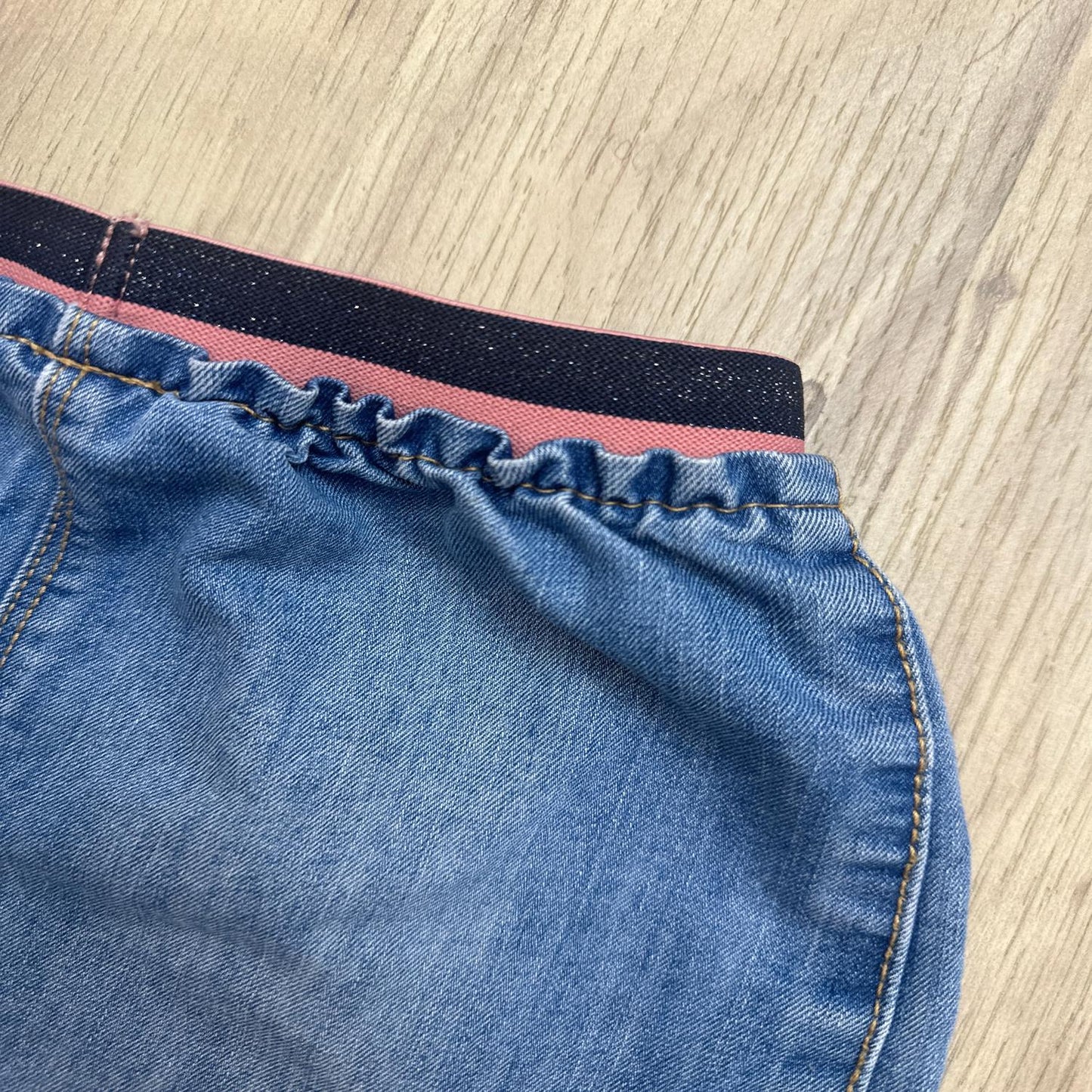 Jupe Tape à l’œil : 4 ans