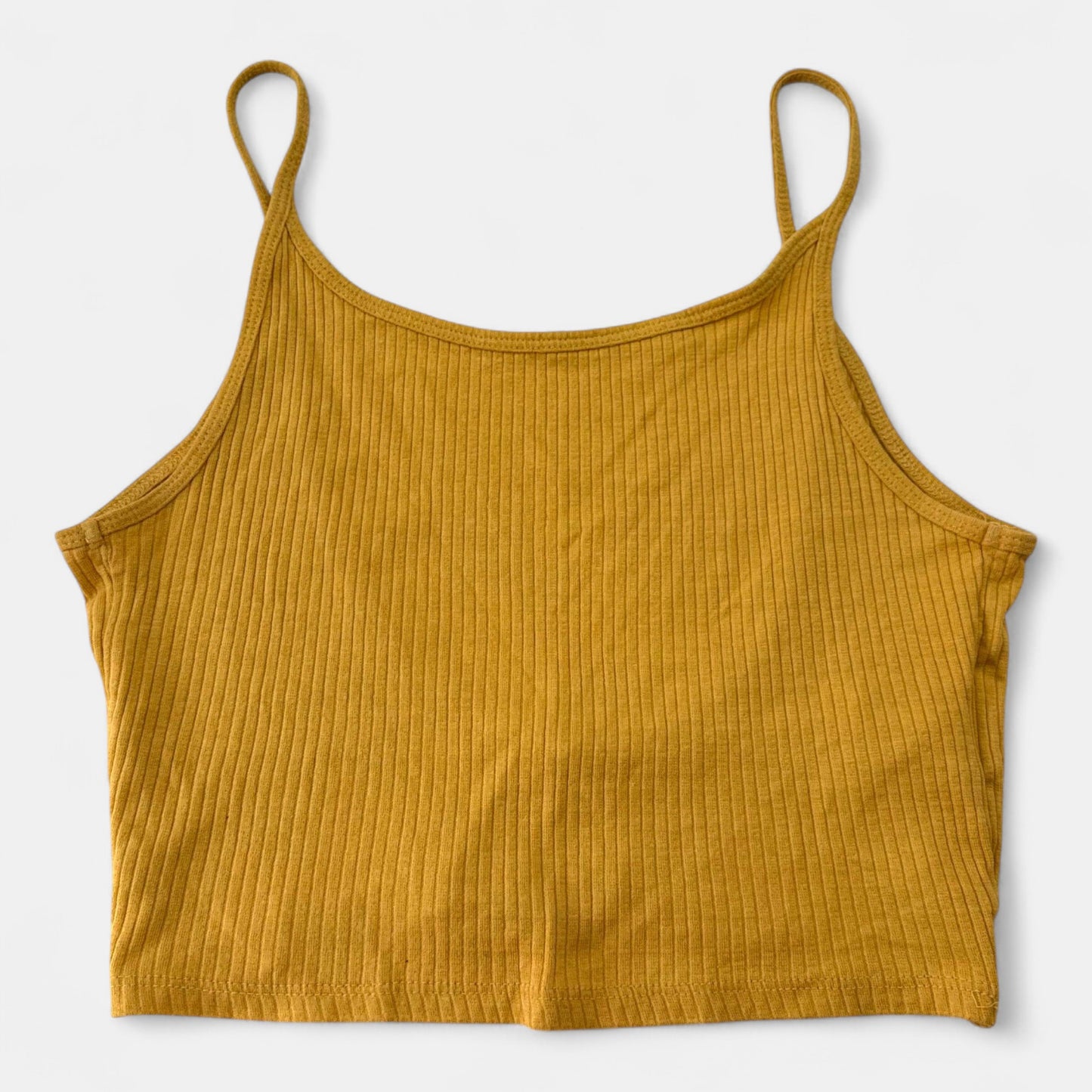 Débardeur jaune : 6 ans