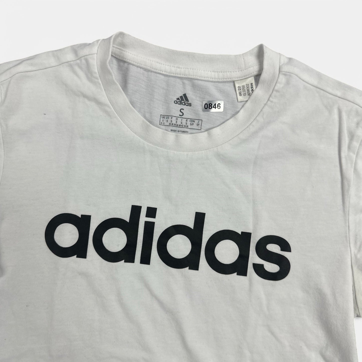 T-Shirt Adidas : 16 ans