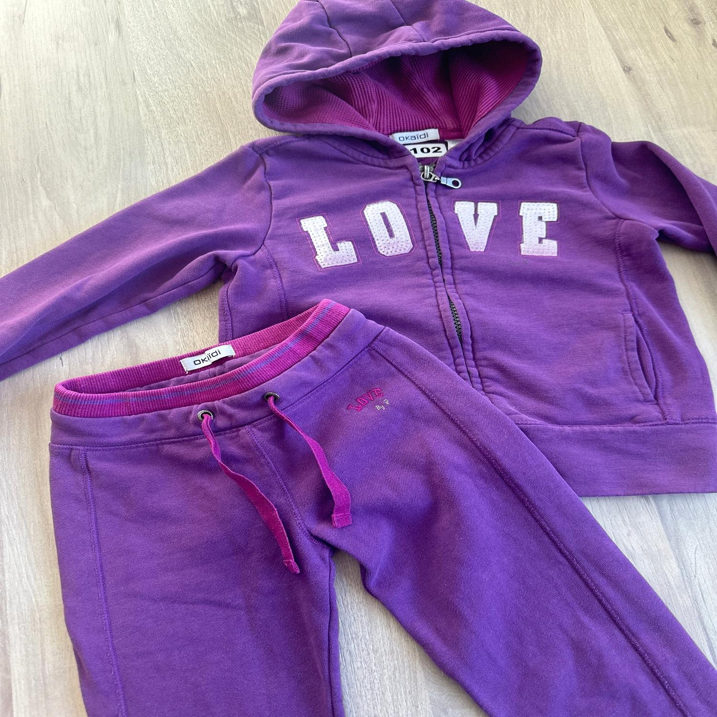 Survêtement Love : 4 ans