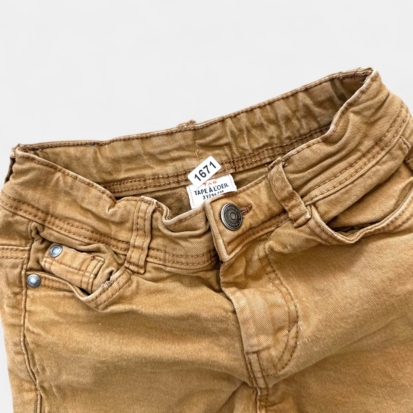 Short Tape à l'oeil : 3 ans