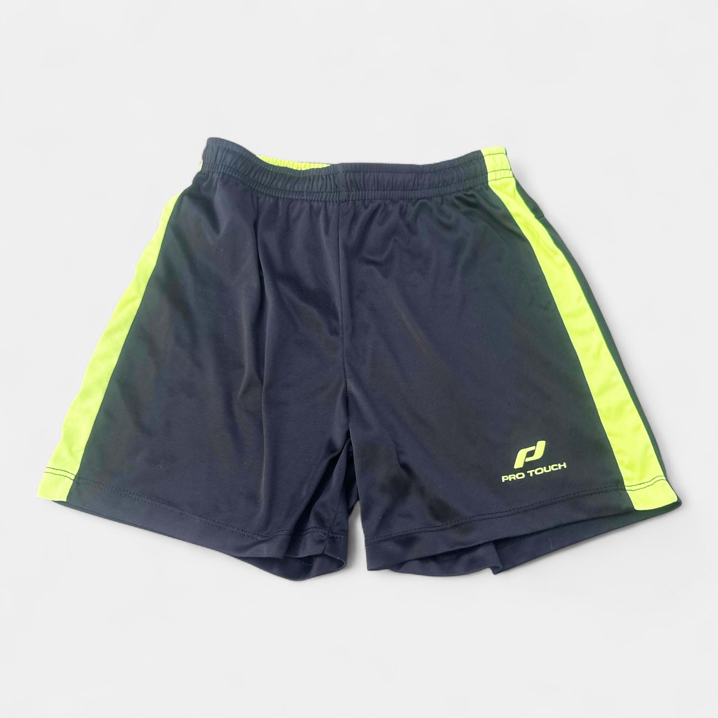 Short pro Touch : 16 ans