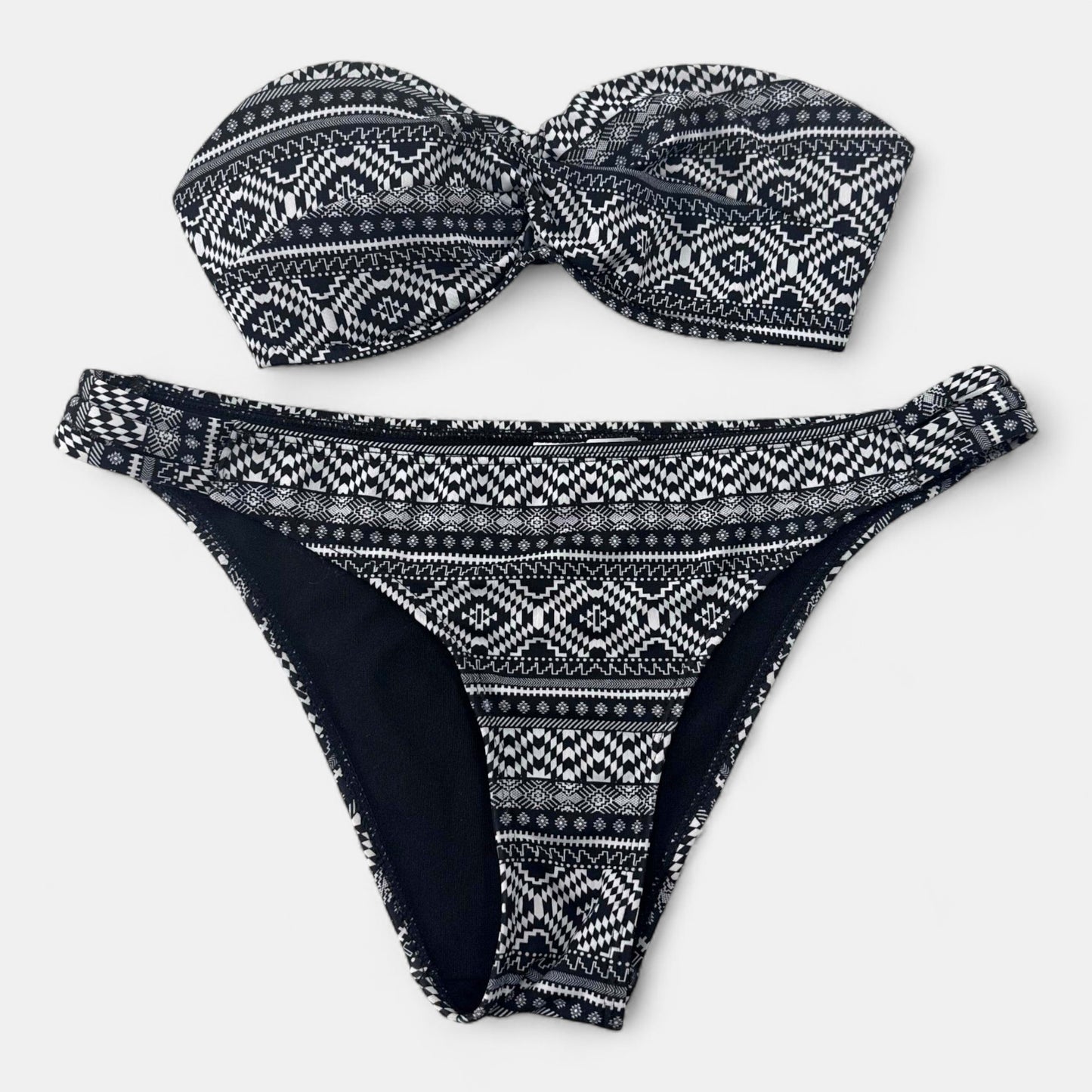 Maillot de bain Jennyfer : 16 ans