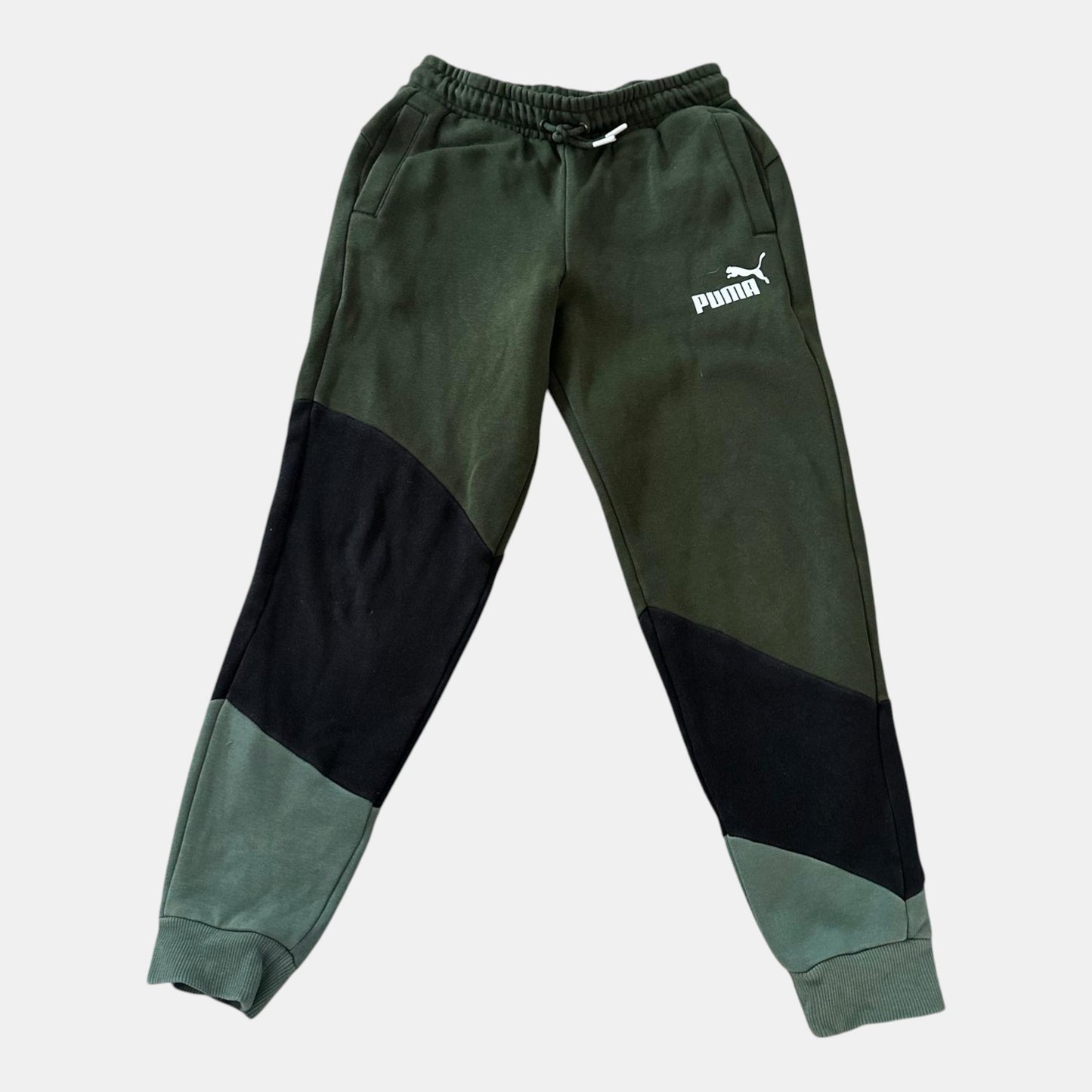Tenue de sport Puma : 10 ans