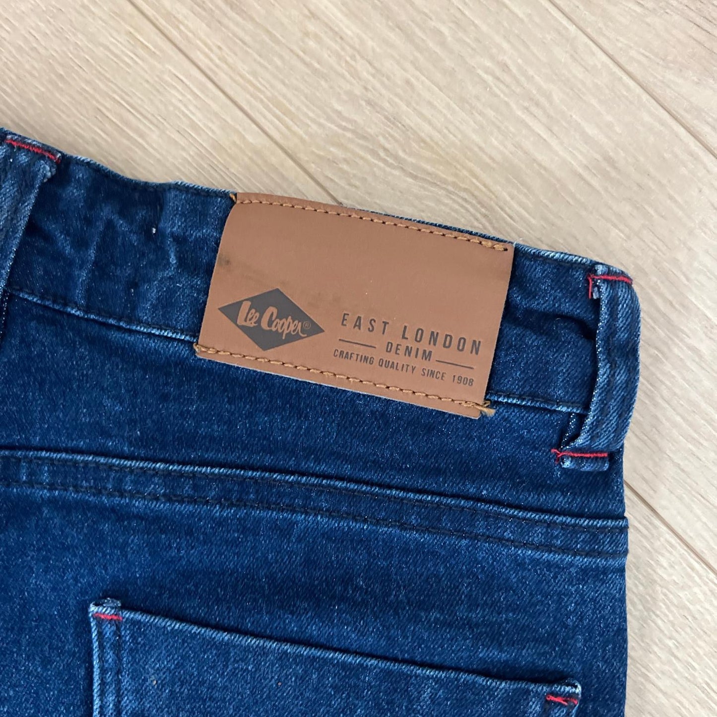 Pantalon Lee Cooper : 10 ans