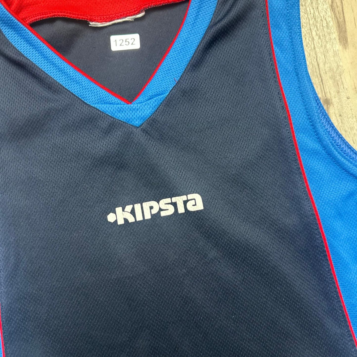 Tenue de sport  kipsta : 6 ans