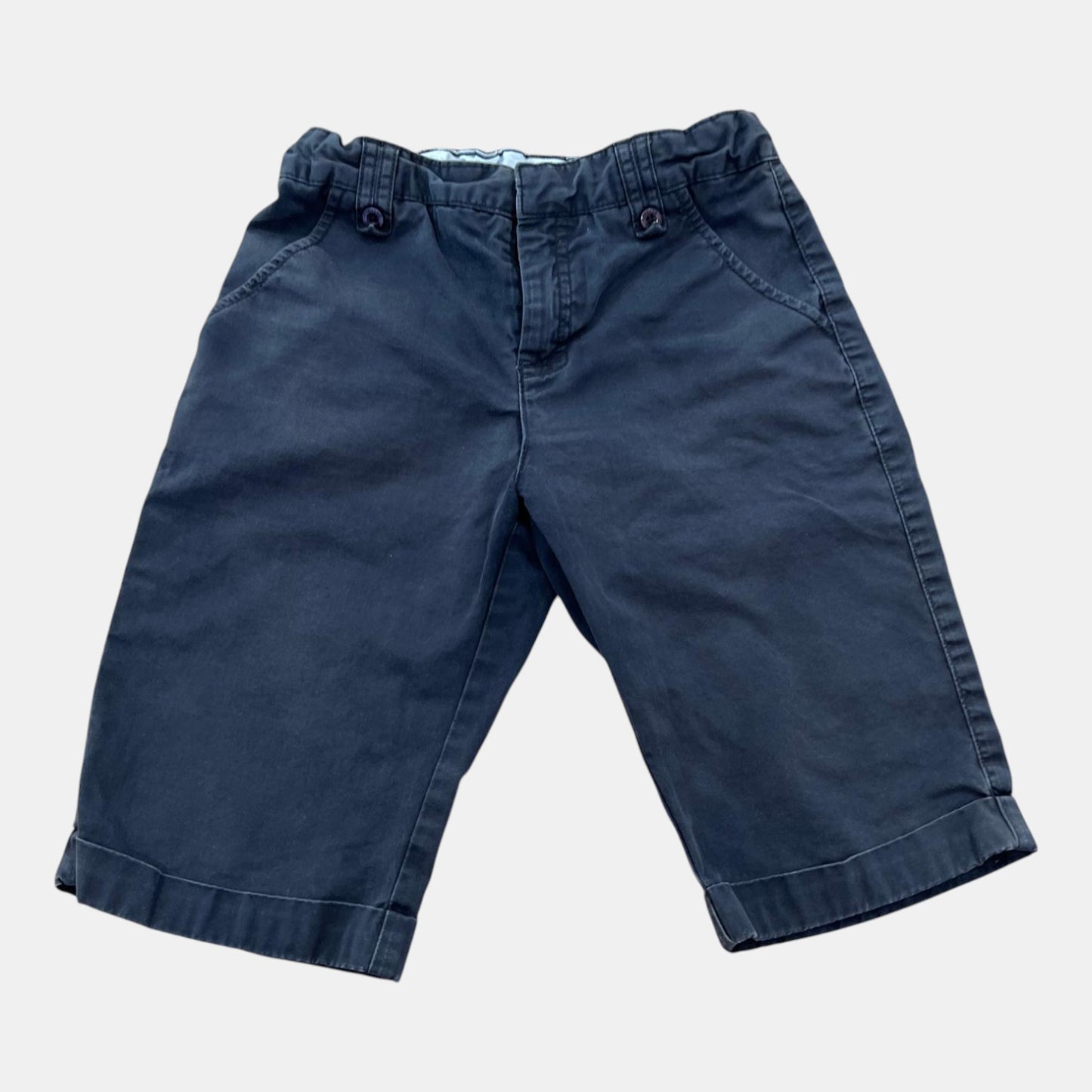 Bermuda Cyrillus : 10 ans