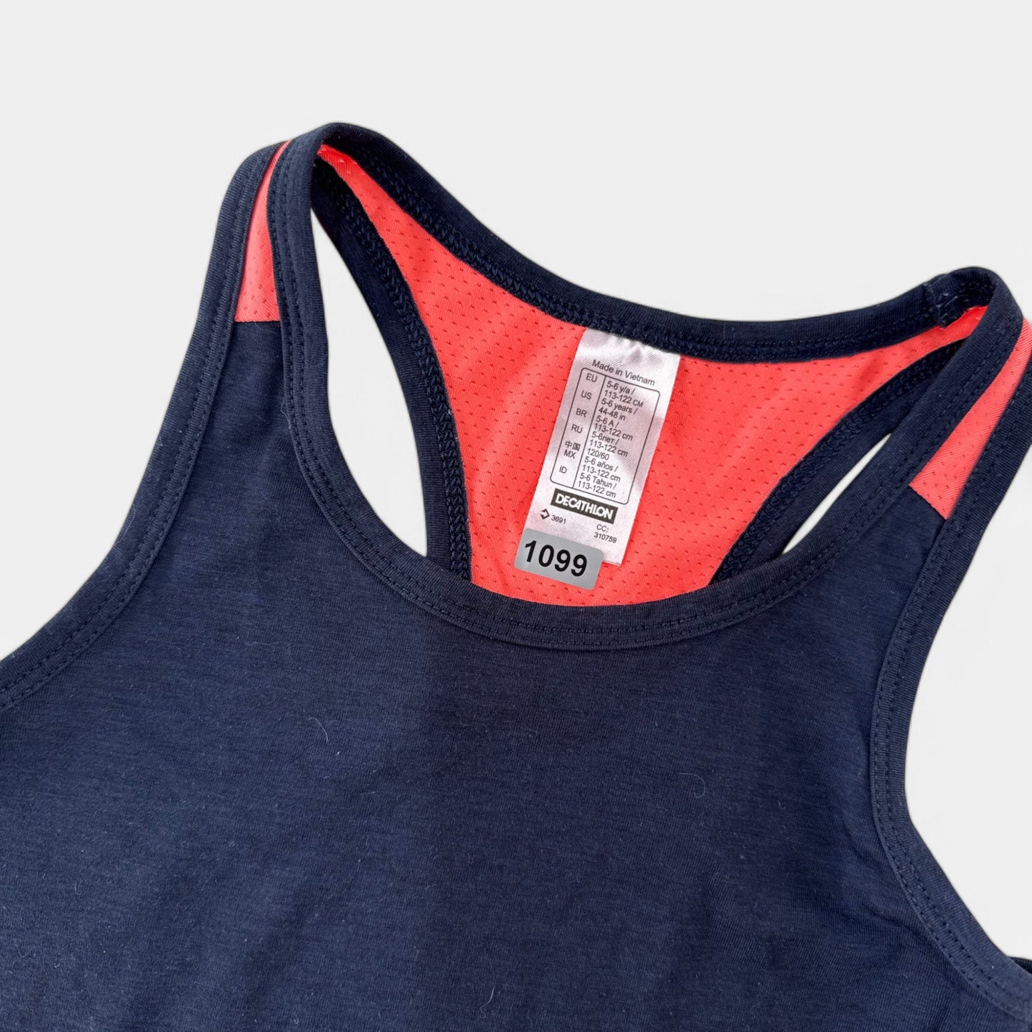 Tenue de sport Décathlon : 6 ans