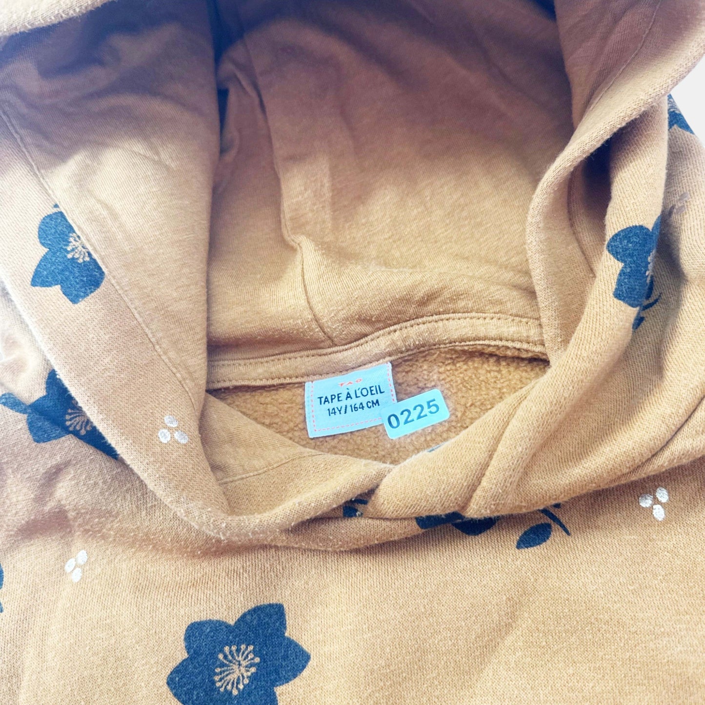 Pull Tape à l'oeil : 14 ans